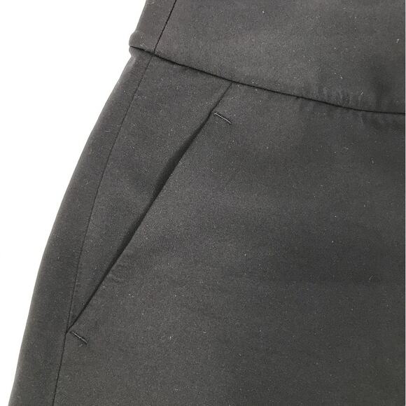 LULULEMON Shaped Away From The Body Solid Short 3" Women Sz 4 Black Athletic - Picture 6 of 13